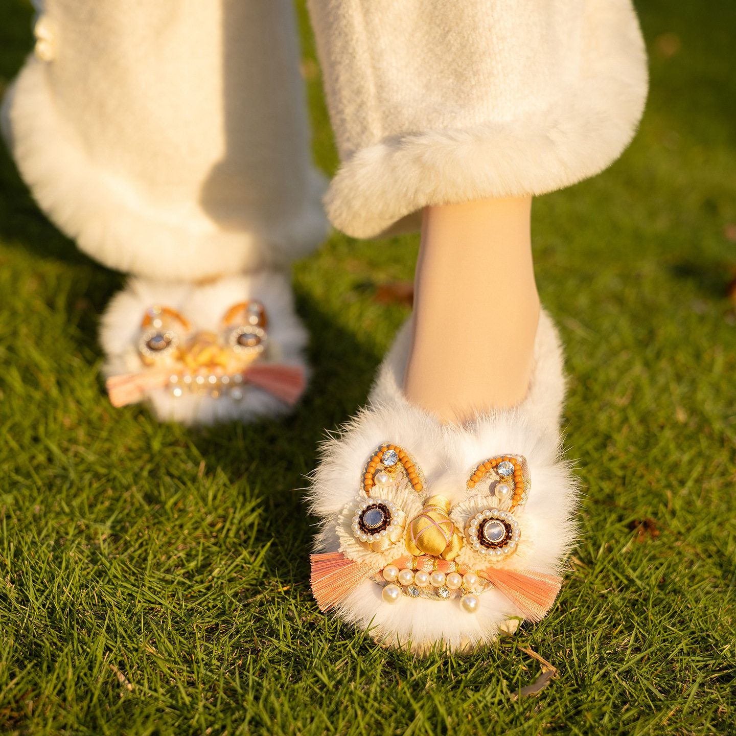 舞绣缘复古虎头鞋女成人冬款加绒棉鞋2025新款过年外穿两用拜年鞋,淘宝优惠券,粉丝福利购,淘宝优惠卷