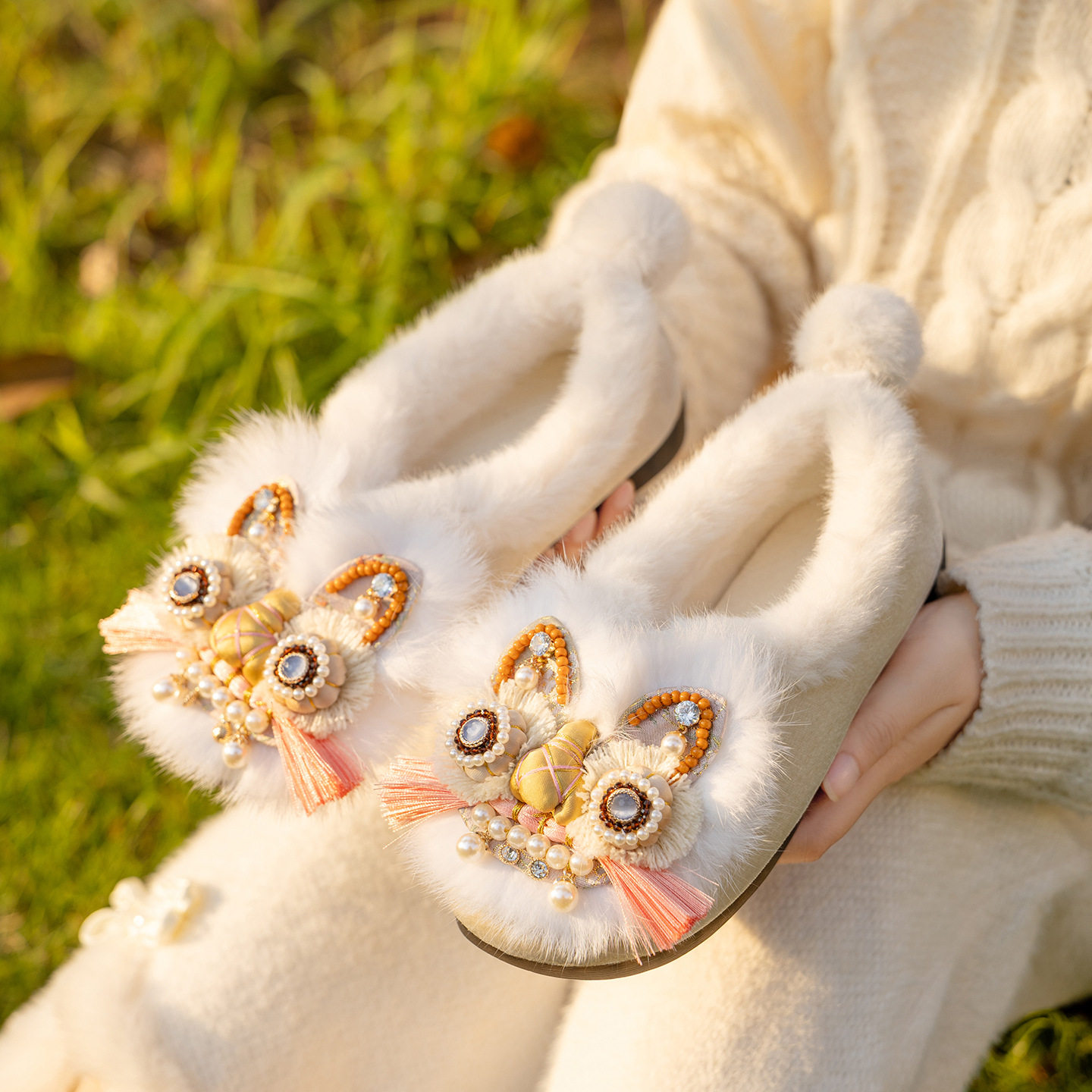 舞绣缘复古虎头鞋女成人冬款加绒棉鞋2025新款过年外穿两用拜年鞋,淘宝优惠券,粉丝福利购,淘宝优惠卷
