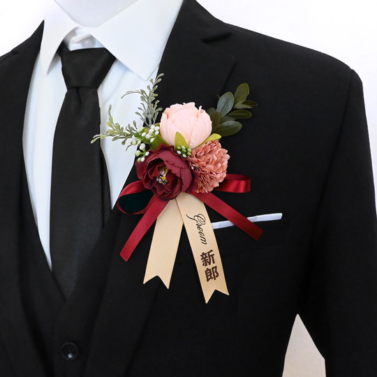 The beautiful best man and bridesmaid wedding brooch