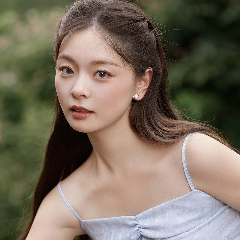 周六福淡水珍珠耳钉耳饰女S925银莫比乌斯环送女友本命年礼物,淘宝优惠券,粉丝福利购,淘宝优惠卷