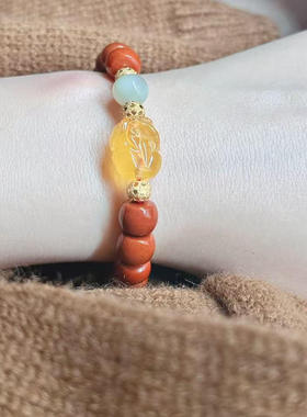 天然南红手串女正品柿子红精致显白玛瑙珠子手链绿松石蜜蜡配饰