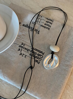 2025新款秋冬女不规则吊坠毛衣链