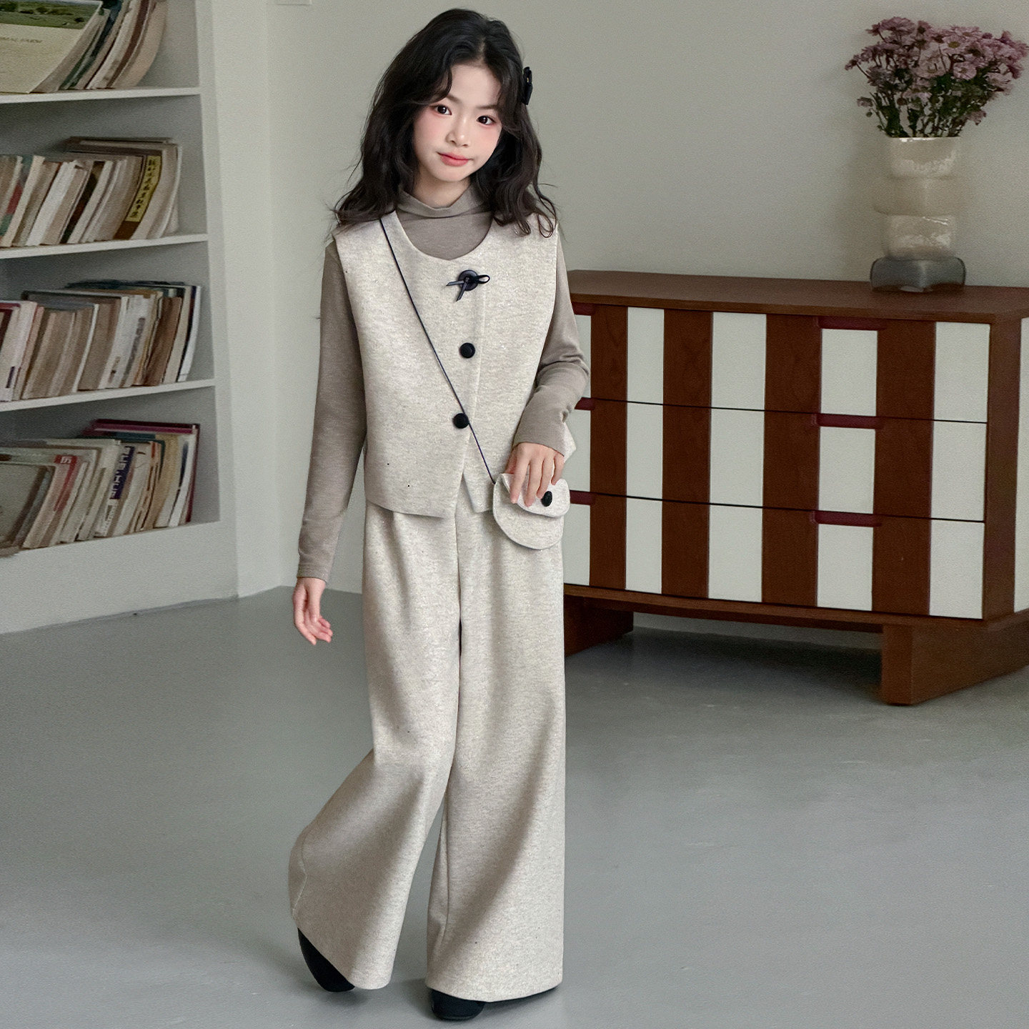 女童春装撒银西装套装2026新款中大童女孩春秋款儿童小香风三件套,淘宝优惠券,粉丝福利购,淘宝优惠卷