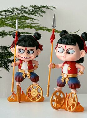 蜡笔小新cos哪吒风火轮野原新之助手办可爱摆件周边公仔玩偶礼物