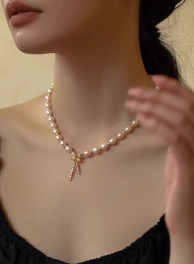 甜美蝴蝶结珍珠项链高级感锁骨链