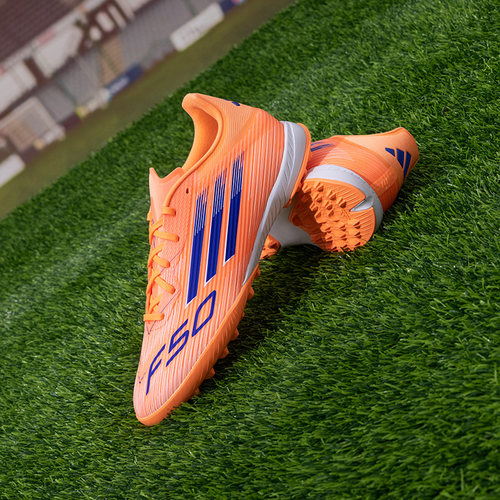 阿迪达斯 （adidas）足球鞋男26春季新款f50中端人造草TF碎钉鞋 - 图2