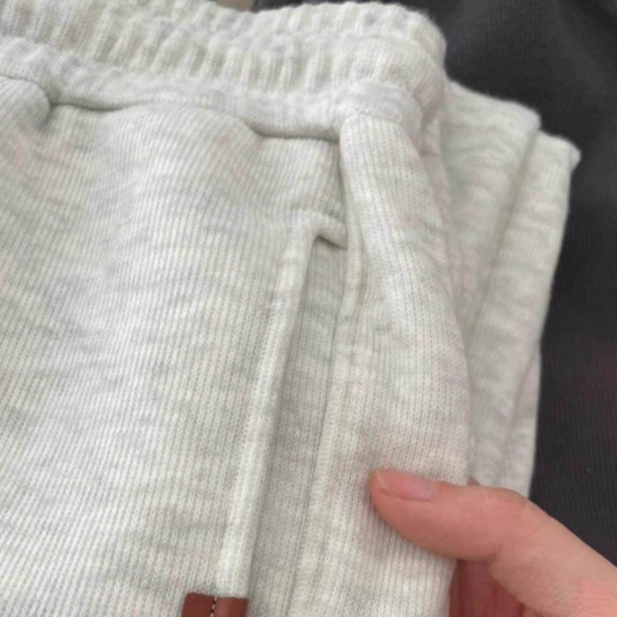 版型真的绝啦！灰色加绒运动裤女胖MM遮肉显瘦冬季羊羔绒棉裤卫裤,淘宝优惠券,粉丝福利购,淘宝优惠卷