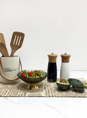 现代轻奢样板房间厨房橱柜装饰展厅软装摆件N意面收纳罐子砧板套