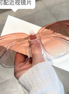 磁吸夹片近视墨镜女级感2023新款时尚偏光太阳眼镜男士开车防晒