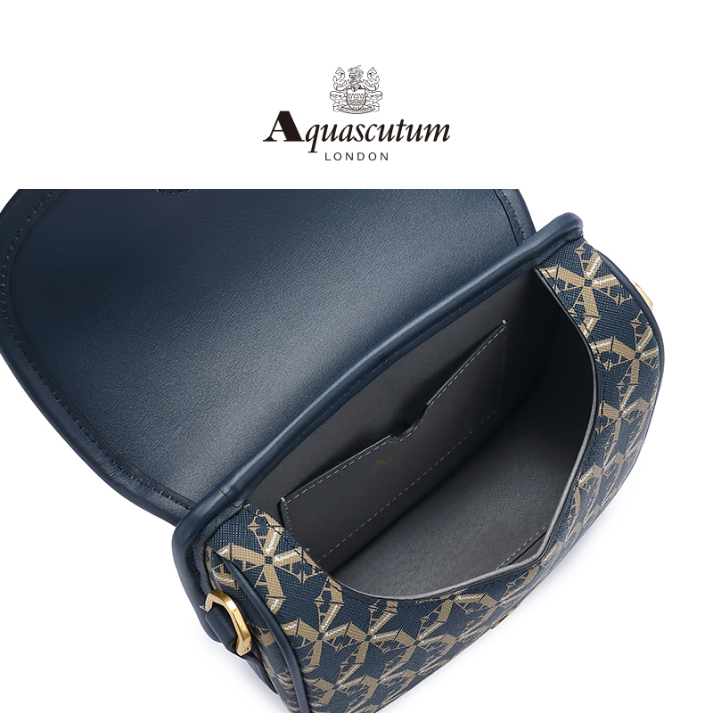 Aquascutum雅格狮丹 英伦风时尚老花设计翻盖质感手提斜挎包女