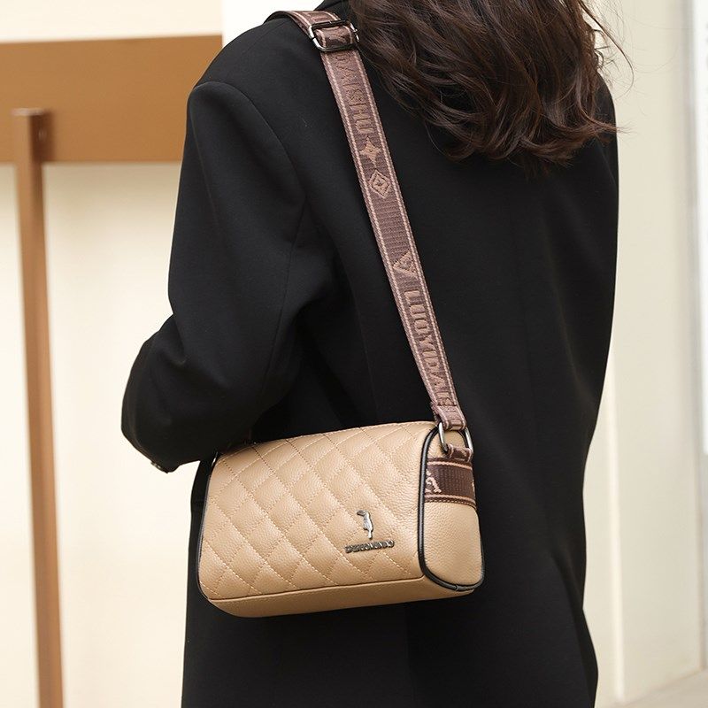 头层牛皮小包包女2023新款真皮枕头包时尚软皮单肩斜挎包宽肩带包,淘宝优惠券,粉丝福利购,淘宝优惠卷