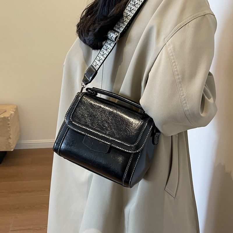 【内有夹层】超火小包包小众设计宽肩带2023新款潮时尚百搭斜挎包,淘宝优惠券,粉丝福利购,淘宝优惠卷