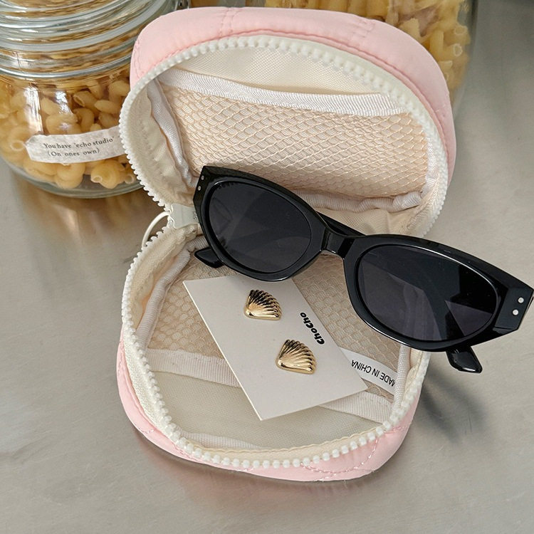 一只桃刺绣字母口红包数据线耳机收纳包卫生巾收纳证件包化妆包,淘宝优惠券,粉丝福利购,淘宝优惠卷