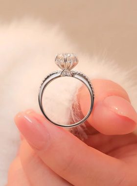 钻石之乡商丘钻石灿若星辰六爪情人节礼物结婚戒指现场交换a2559