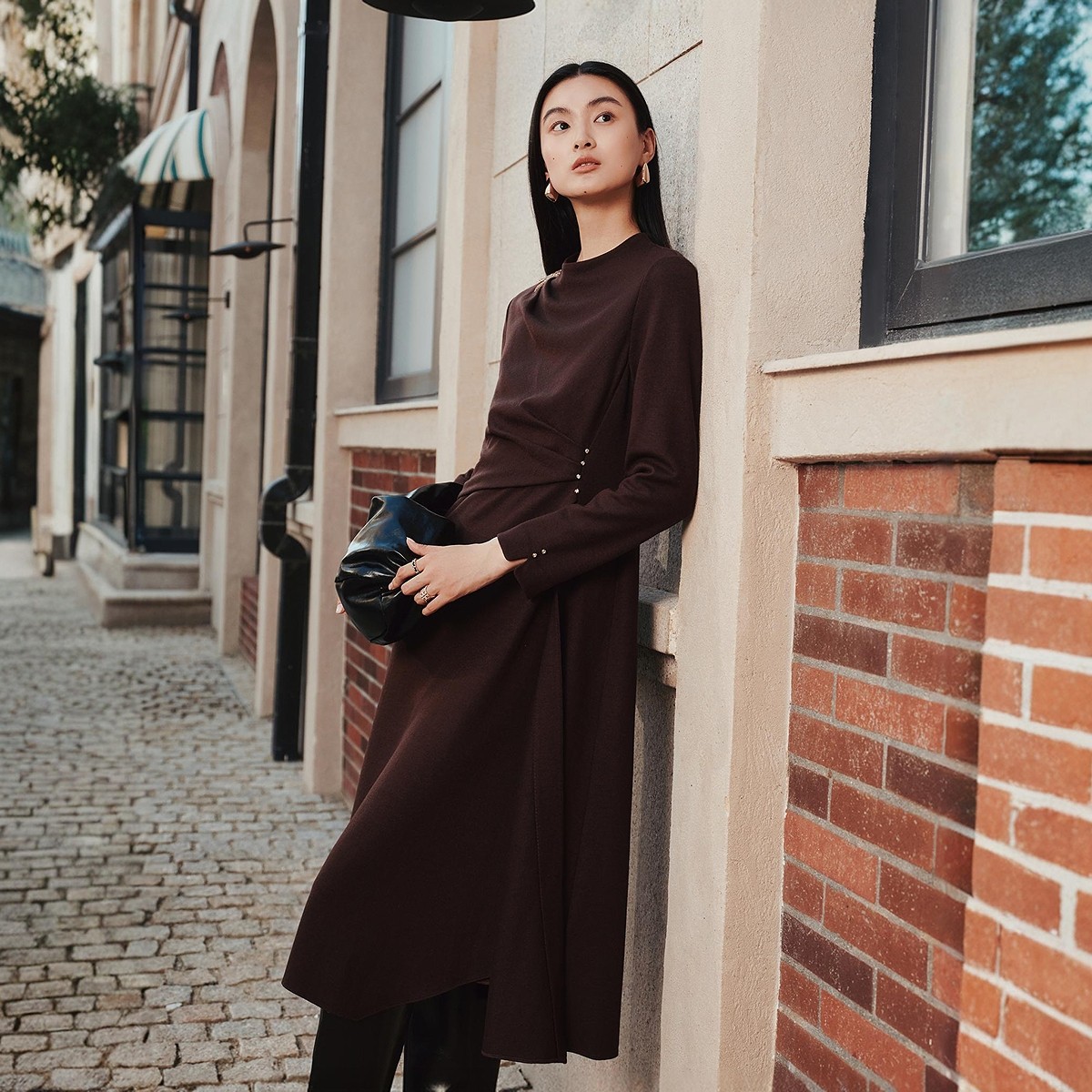 【辛芷蕾同款】Koradior珂莱蒂尔商场同款2025冬美拉德羊毛连衣裙,淘宝优惠券,粉丝福利购,淘宝优惠卷