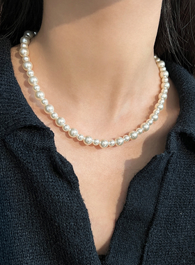 施家澳白色正圆珍珠项链女轻奢小众高级感元宝扣设计叠戴锁骨颈链