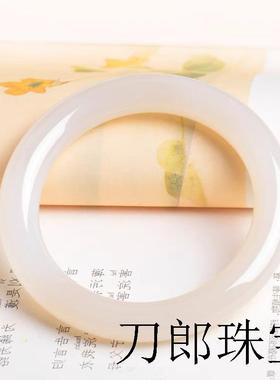 高端新疆和田玉藕粉圆条手镯高端玉石镯子女樱花淡粉冰透玉镯时尚