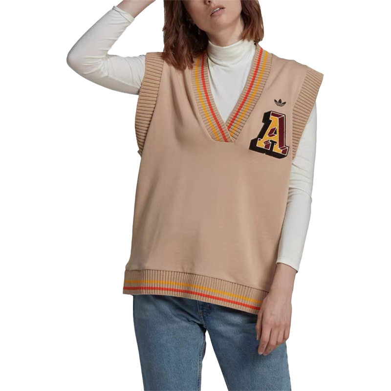 Adidas/阿迪达斯冬季新款女运动运动茄克/外套IA8324,淘宝优惠券,粉丝福利购,淘宝优惠卷