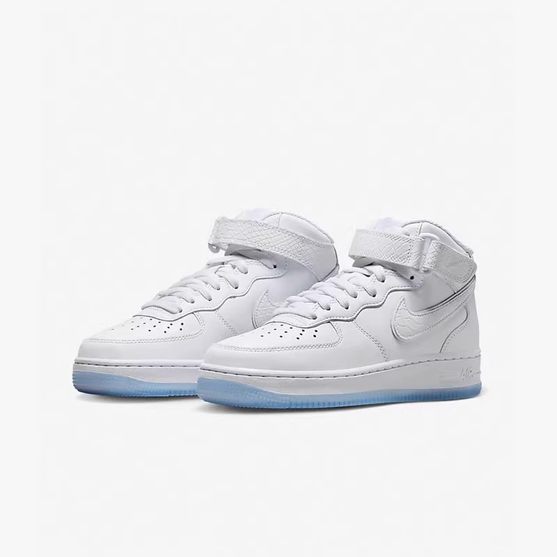 Nike耐克AF1女鞋2023冬新款空军一号耐磨运动休闲板鞋FN4274-图1