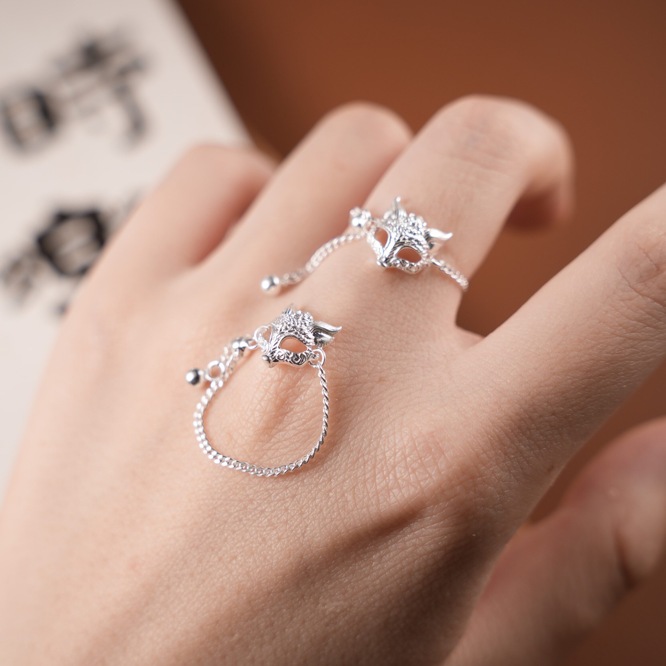 Internet celebrity popular pure silver 999 tassel pull-out fox mask live ring new ring lover gift