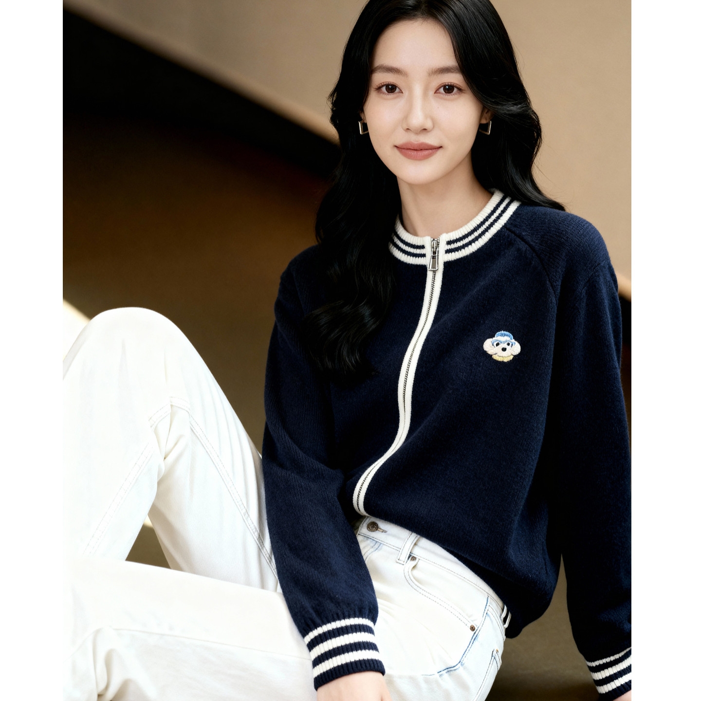 Basic House/百家好休闲棒球服外套女25秋冬刺绣撞色拉链开衫毛衣