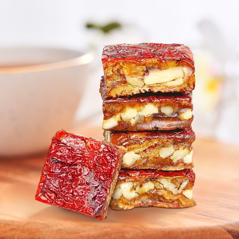 西域南国枣仁派原味新疆特产红枣夹核桃枣糕加厚夹心休闲孕妇零食