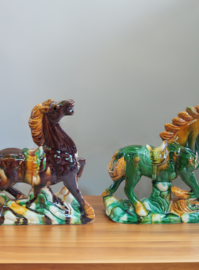 经典唐三彩八骏马一套