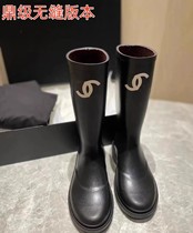 Yang power the same small fragrant wind long cylinder Rain boot female 23 new medieval black flat bottom outside wearing non-slip high cylinder rider boot