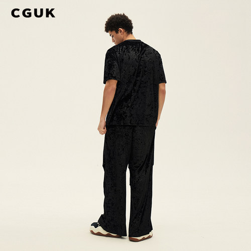 【王星玮同款】CGUK 新款钻绒廓形T恤钻绒褶皱阔腿裤男女情侣款 - 图1