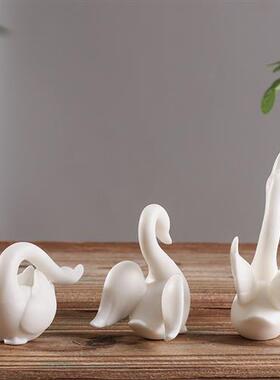 精品德化陶瓷摆件白玉泥白天鹅桌面茶盘玄关电视柜软装家居小饰品