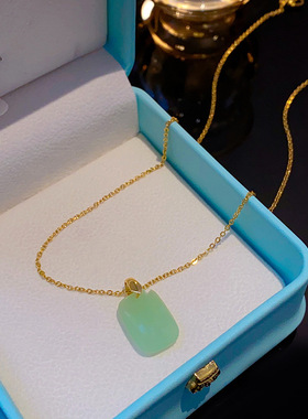 绿色玻璃仿玉如意平安扣项链女小众百搭锁骨链简约设计感饰品