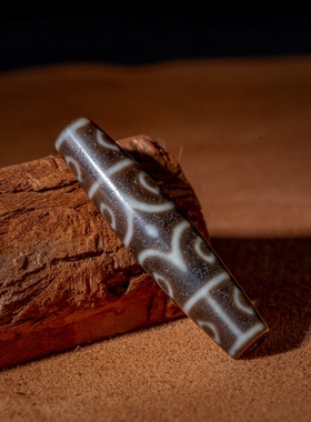 西藏天珠黑白星辰八眼老珠风化古珠项链吊坠至纯天然老矿藏式