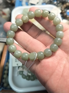 青玉籽料10x11mm老型珠625109