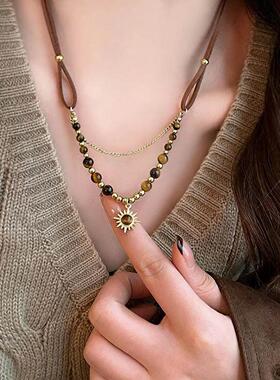 秋冬款美拉德咖色虎眼石项链女