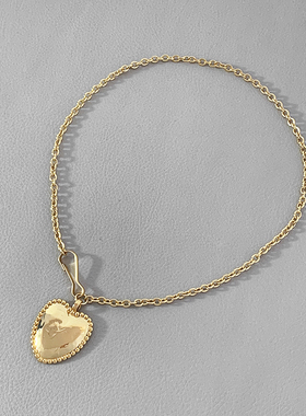 欧美复古金色花边大爱心项链