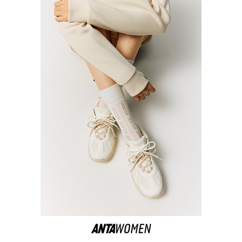 安踏雀跃薄底鞋女芭蕾风休闲鞋2025秋季潮流百搭银色运动鞋小白鞋 - 图3