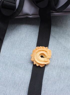 曲奇饼干奥利奥饼干胸针ins个性创意徽章好玩搞怪男女包包配饰潮