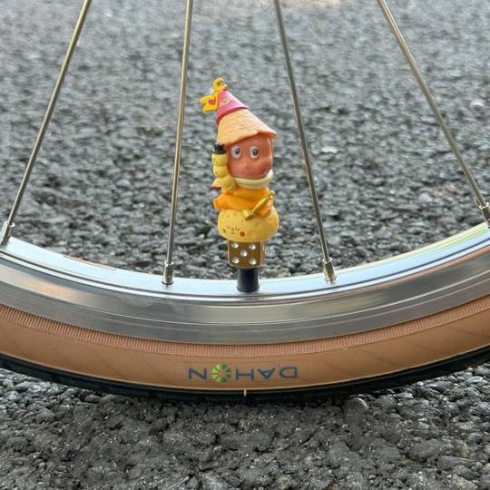 Bicycle valve cap star cute road bike decoration folding bike modified mountain children accessories valve core cap