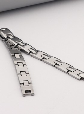 厂家直供高质感送礼手环 韩版简约时尚手表带链光面男士钨钢手链