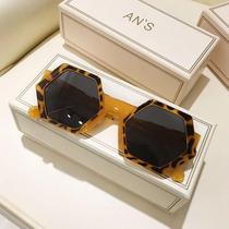 2023 New Sunglasses Women Eyewear Gradient Brown Pink Sun G