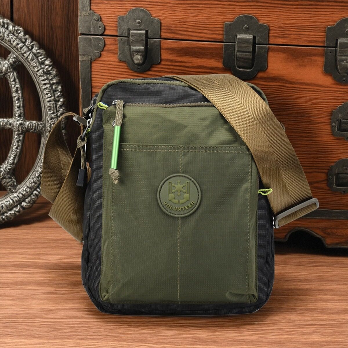 单肩包男斜挎运动新款休闲男包复古斜挎包男士通勤防水包包小包,淘宝优惠券,粉丝福利购,淘宝优惠卷