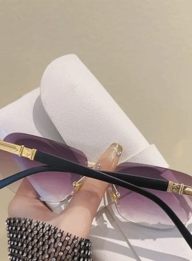 【一镜多用】24新款时尚无框墨镜老花镜+高清防蓝光+切边