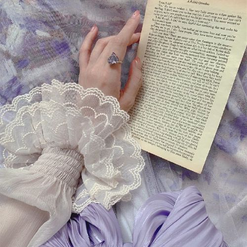 天鹅湖之梦丨 轻薄法式重工花瓣袖口百搭长袖衬衫 奇诺可物语 - 图2