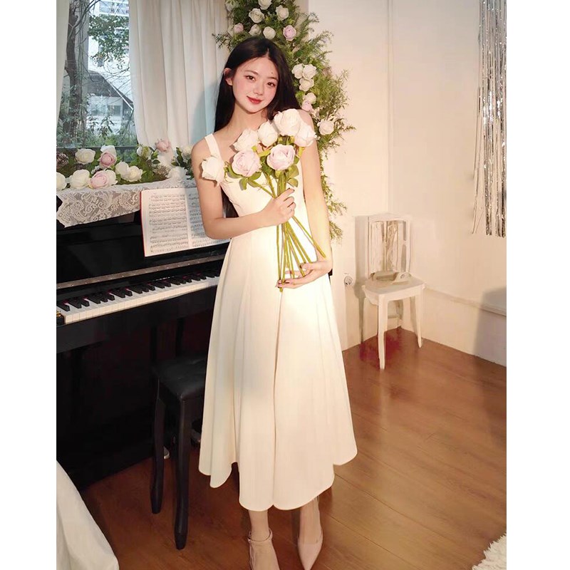 法式方领吊带连衣裙女2025春夏季收腰显瘦气质小个子高腰白色长裙 - 图1