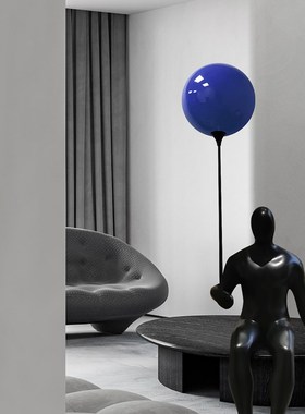 客厅创意人物气球艺术雕塑摆件酒店样H板间轻奢小众高级感家居饰