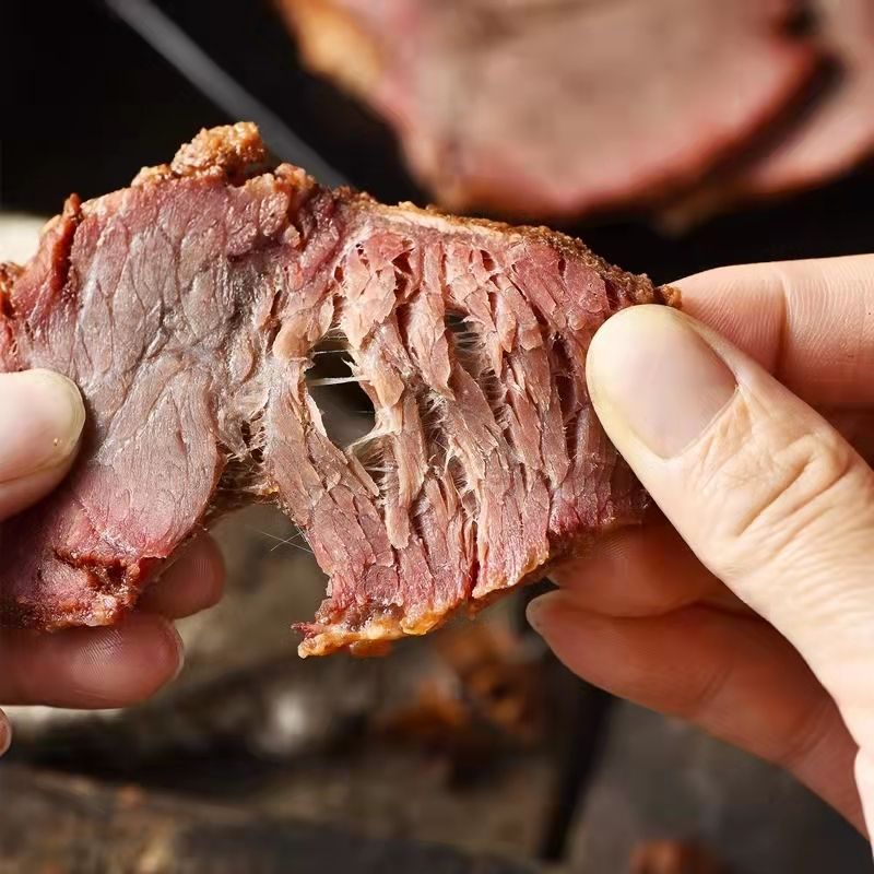 正宗内蒙古草原酱牛肉五香黄牛肉熟食卤味真空开袋即食熟食店成品 - 图1