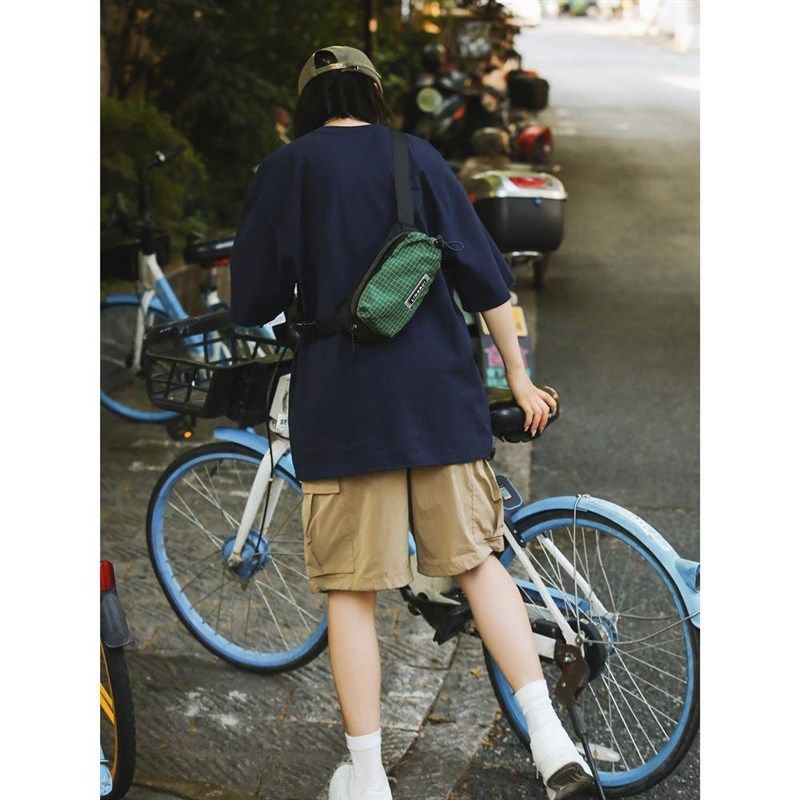 斜挎包男轻便通勤小挎包日系工装单肩包简约纯色运动腰包休闲胸包,淘宝优惠券,粉丝福利购,淘宝优惠卷