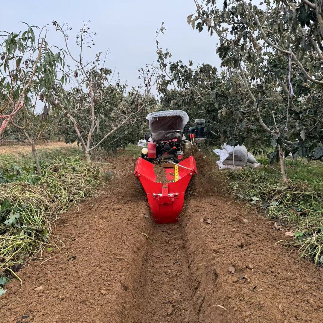 Multifunctional orchard soil loosening rotary tiller, ride-on fruit tree fertilization trenching machine, flood and drought dual-purpose crawler micro-tiller