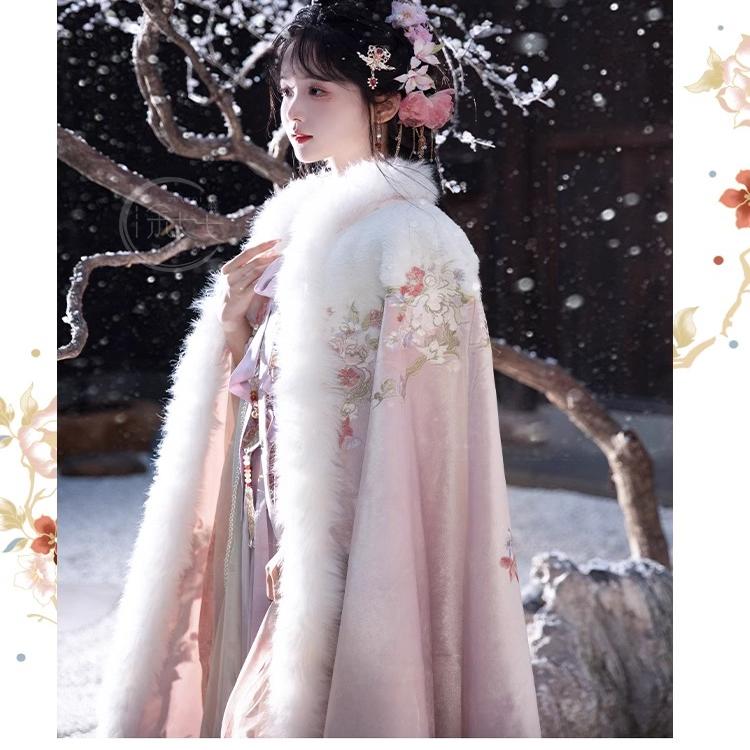 新款汉服女重工刺绣大袖衫超仙古风加厚保暖斗篷披风襦裙冬季套装 - 图1