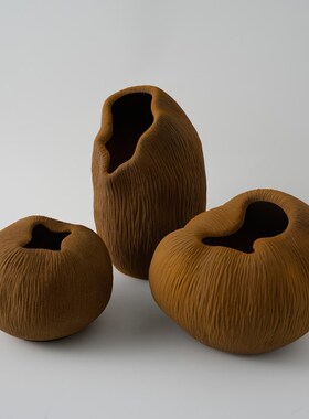 现代简约珊瑚纹陶瓷花瓶摆件北欧样板间售楼部客T厅玄关花器装饰